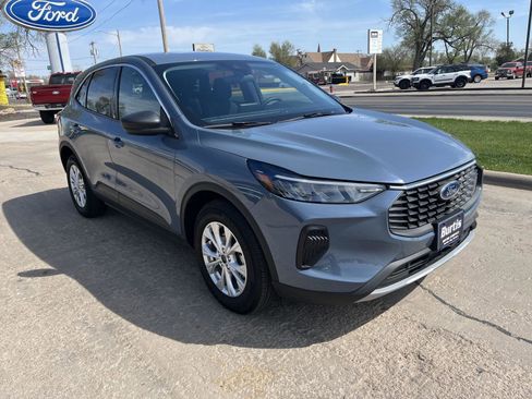 Used 2024 Ford Escape Active FWD image 4