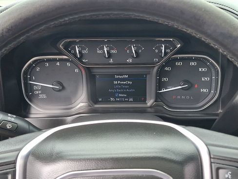 Used 2019 GMC Sierra 1500 SLT w/ SLT Premium Plus Package AWD/4WD image 20