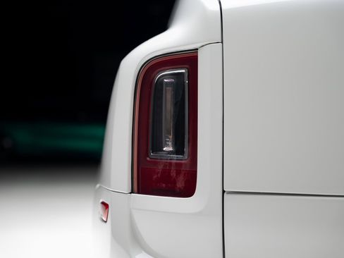 Used 2019 Rolls-Royce Cullinan AWD/4WD image 29