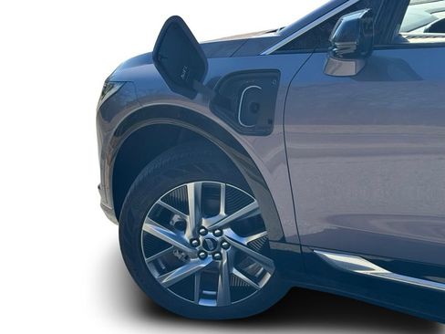 New 2026 Cadillac Optiq Luxury 2 image 8