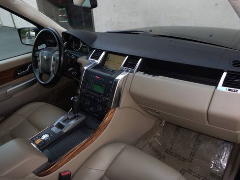 Used 2009 Land Rover Range Rover Sport HSE AWD/4WD image 37