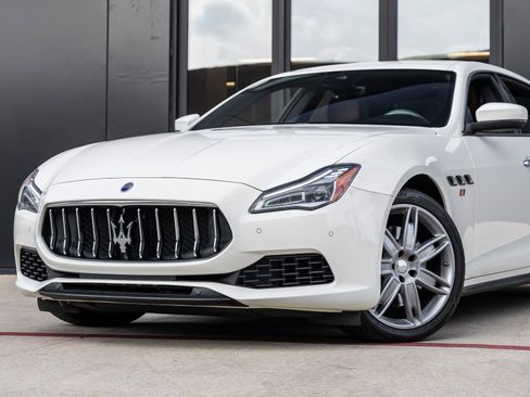 Used 2018 Maserati Quattroporte S Q4 image 3