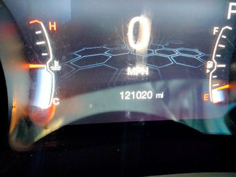 Used 2018 Jeep Compass Latitude w/ Popular Equipment Group FWD image 13