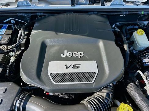 Used 2015 Jeep Wrangler Unlimited Sport w/ Quick Order Package 24S image 25