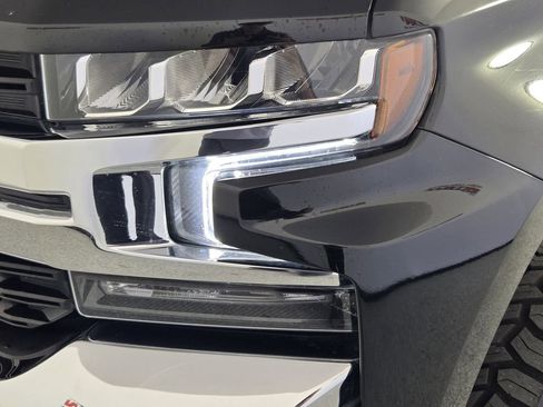 Used 2021 Chevrolet Silverado 1500 LT image 9