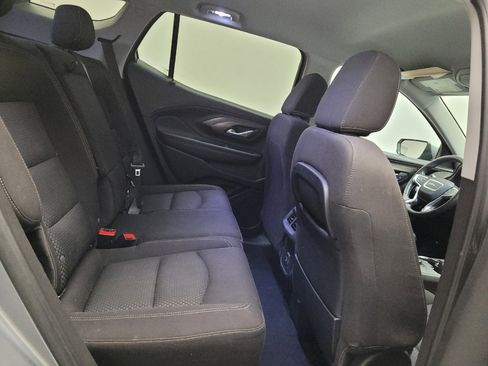 Used 2023 GMC Terrain SLE FWD image 19