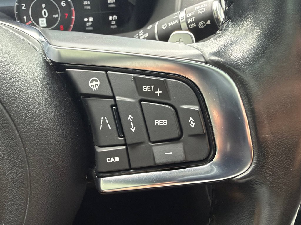 Used 2019 Jaguar F-PACE S AWD/4WD image 21