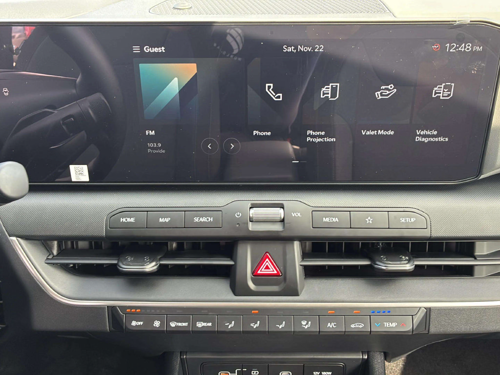 Certified 2025 Kia K4 FWD image 24