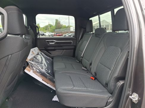 New 2026 RAM 1500 Big Horn AWD/4WD image 7