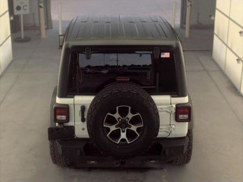 Used 2020 Jeep Wrangler Sport AWD/4WD image 6