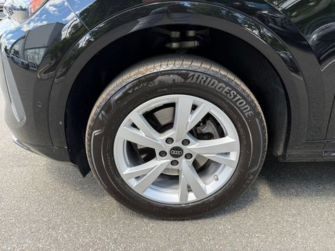Used 2025 Audi Q5 Premium w/ Convenience Package AWD/4WD image 10