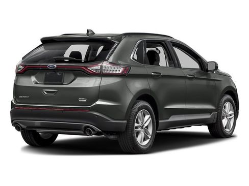 Used 2017 Ford Edge Titanium w/ Technology Package FWD image 2