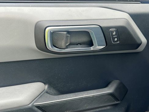 Used 2023 Ford Bronco Big Bend image 14