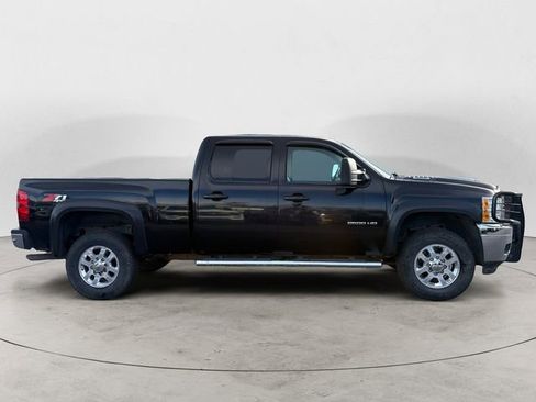 Used 2014 Chevrolet Silverado 2500 LTZ w/ LTZ Plus Package image 6