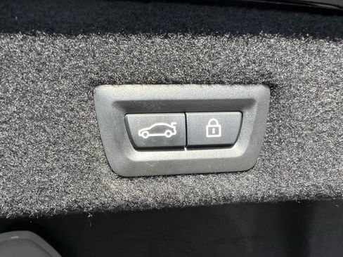 Used 2018 BMW ALPINA B7 xDrive image 12