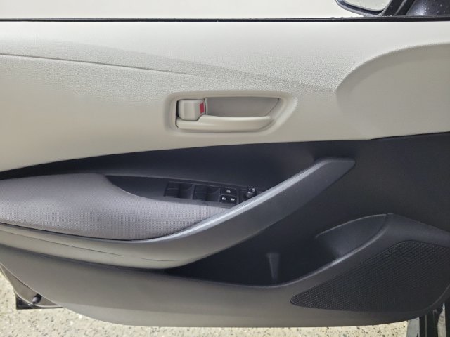 Used 2024 Toyota Corolla LE FWD image 21