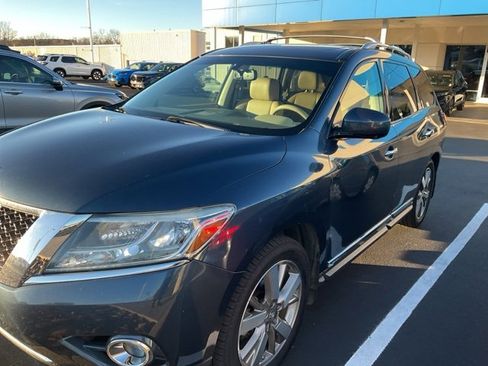 Used 2014 Nissan Pathfinder Platinum w/ Platinum Premium Package image 11