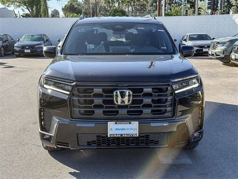 New 2026 Honda Pilot Sport image 2