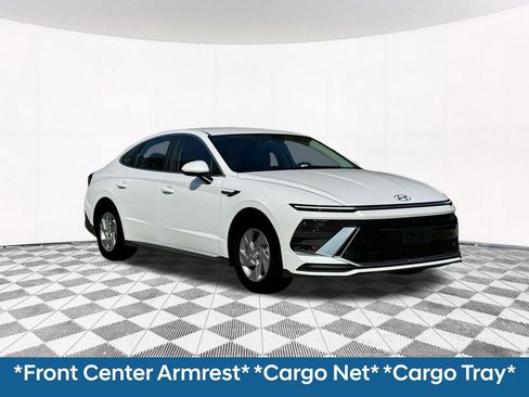Used 2025 Hyundai Sonata SE image 18