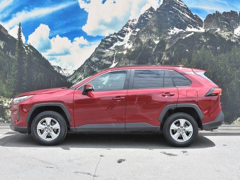 Certified 2025 Toyota RAV4 XLE AWD/4WD image 7
