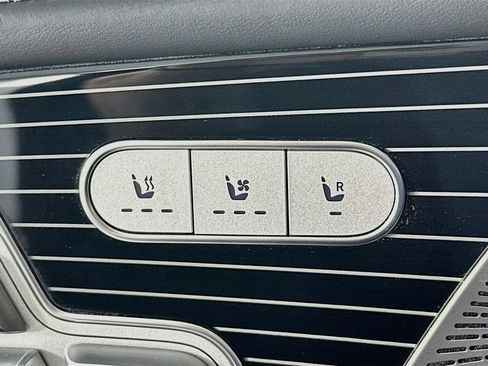 Certified 2026 Mercedes-Benz Maybach GLS 600 4MATIC image 20