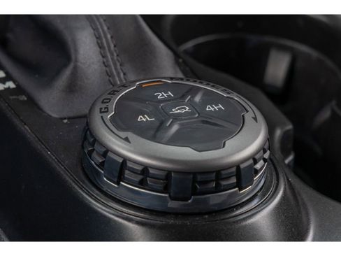 Used 2023 Ford Bronco Outer Banks image 28