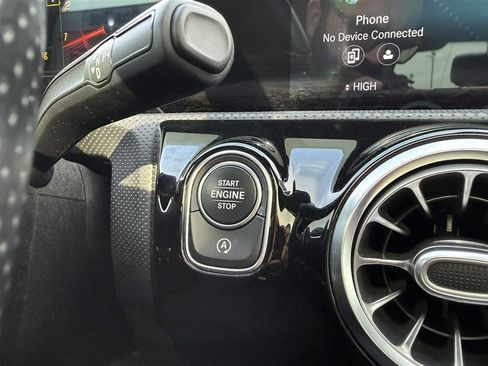 Used 2021 Mercedes-Benz A 220 4MATIC image 45