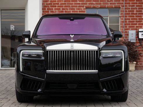 Certified 2025 Rolls-Royce Cullinan image 5