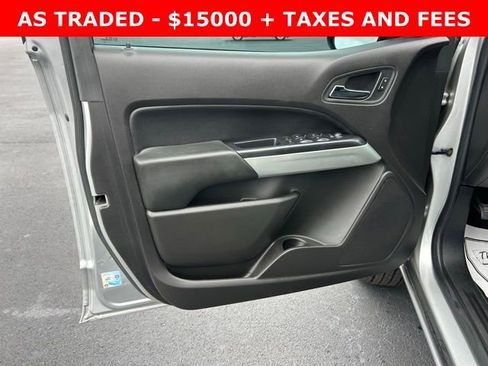 Used 2015 Chevrolet Colorado LT w/ LT Convenience Package image 12