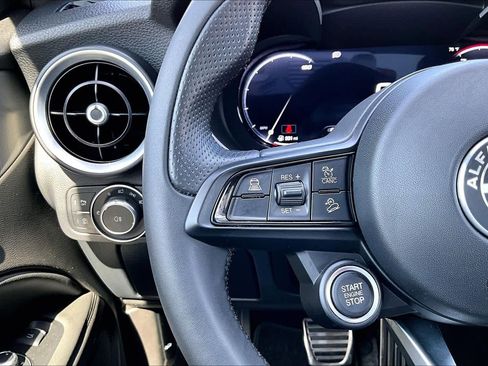 Used 2024 Alfa Romeo Stelvio Ti w/ Performance Driving Package image 24