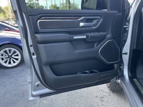Used 2020 RAM 1500 Laramie RWD image 39