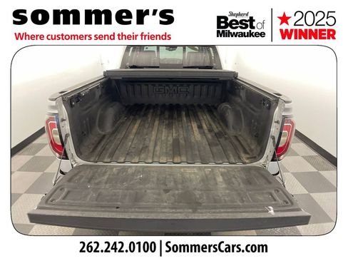 Used 2018 GMC Sierra 1500 SLT AWD/4WD image 30
