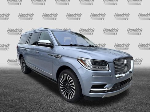Used 2019 Lincoln Navigator L Black Label w/ Cargo Package image 2