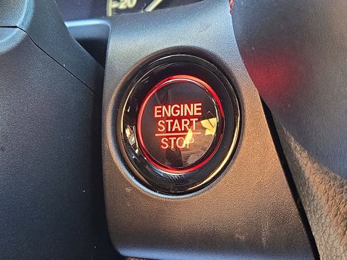 Certified 2025 Honda HR-V Sport image 24