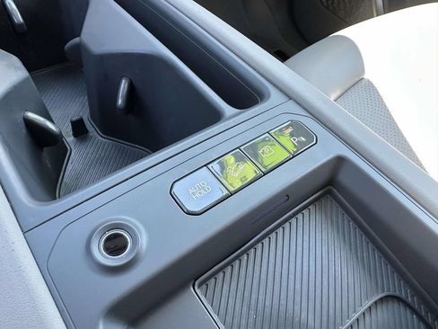 Used 2024 Kia EV9 Wind AWD/4WD image 21