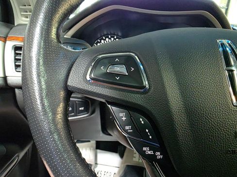 Used 2013 Lincoln MKZ FWD image 30