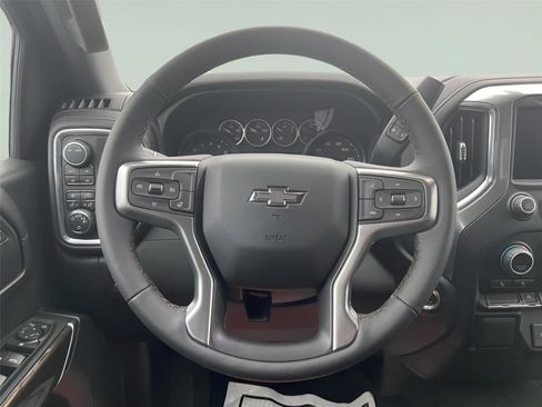 Used 2022 Chevrolet Silverado 1500 RST w/ Z71 Off-Road Package image 25