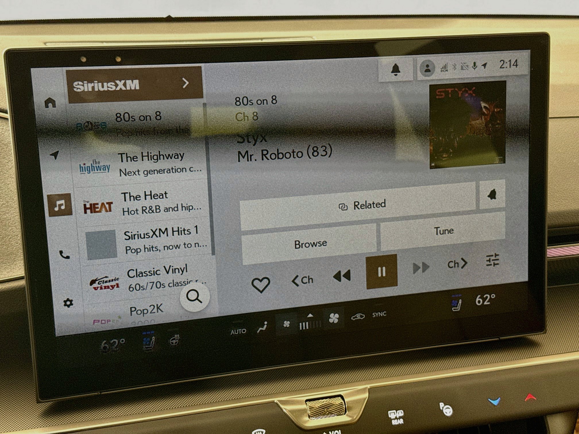 New 2026 Lexus ES 350h w/ Cold Area Package FWD image 15