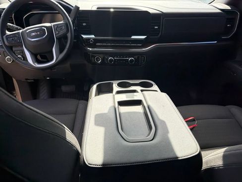 Used 2023 GMC Sierra 1500 Elevation RWD image 8