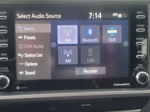 Used 2020 Toyota Tacoma TRD Sport w/ Technology Package AWD/4WD image 18