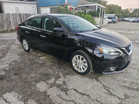 Used 2019 Nissan Sentra SV image 4