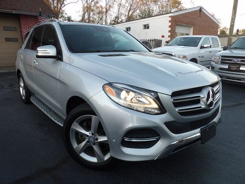 Used 2016 Mercedes-Benz GLE 350 4MATIC w/ Premium Package image 8