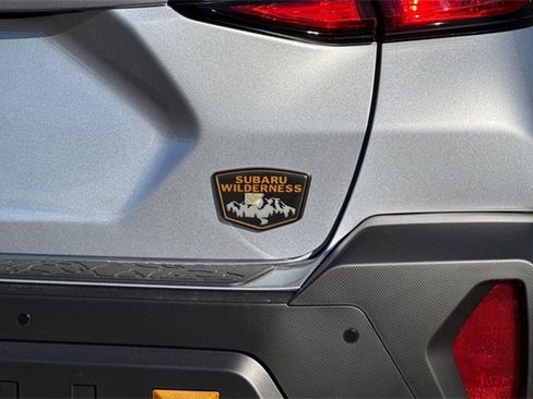 Used 2025 Subaru Crosstrek 2.5i Wilderness w/ Wilderness Package image 7