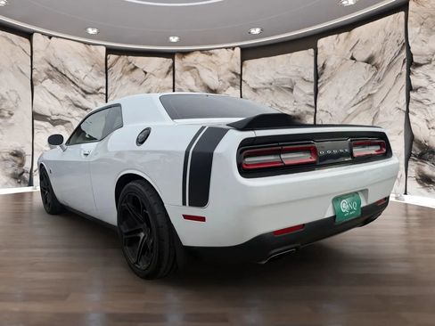 Used 2018 Dodge Challenger R/T Scat Pack w/ Leather Interior Group image 8