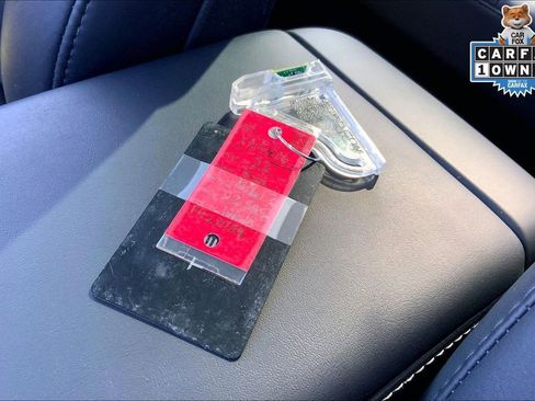 Used 2023 Tesla Model 3 Standard Range image 12