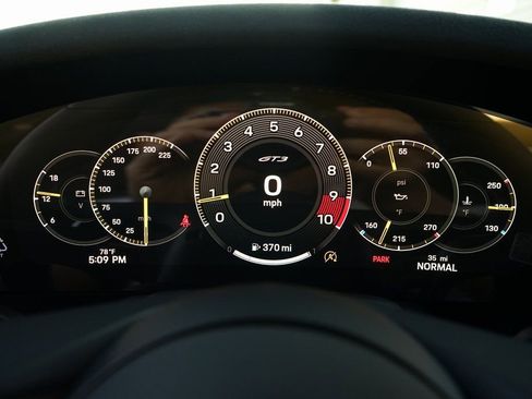 Used 2026 Porsche 911 GT3 RWD image 13