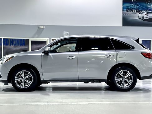 Used 2020 Acura MDX SH-AWD image 2