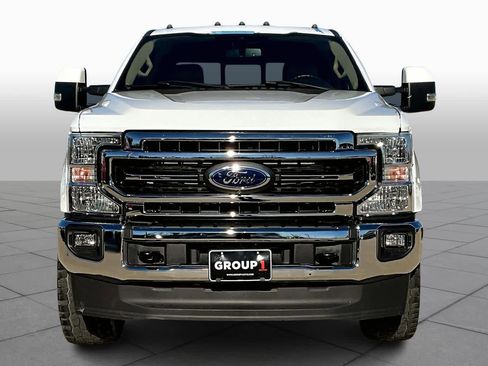 Used 2020 Ford F250 Lariat w/ Lariat Value Package image 3