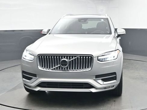 Used 2024 Volvo XC90 B6 Ultimate image 3