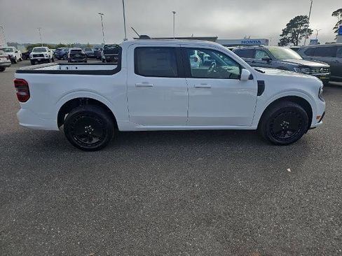 New 2025 Ford Maverick Lobo image 7